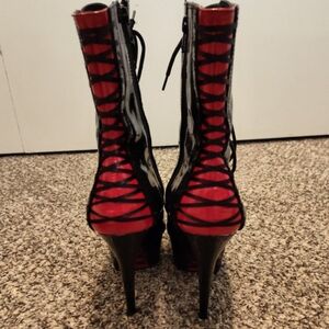 Pleaser Size 9 Platform